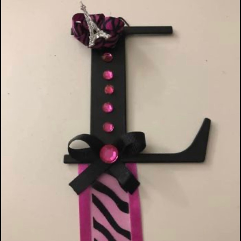 Barrettes hair clip holder